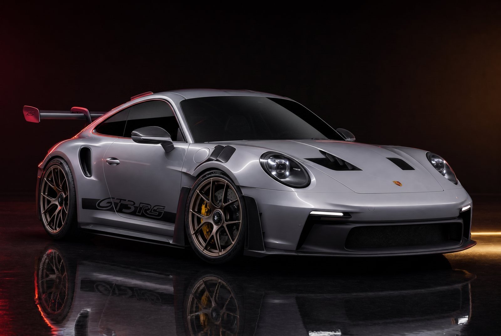 The same Porsche 911 GT3 RS with full blackout 100% window tint